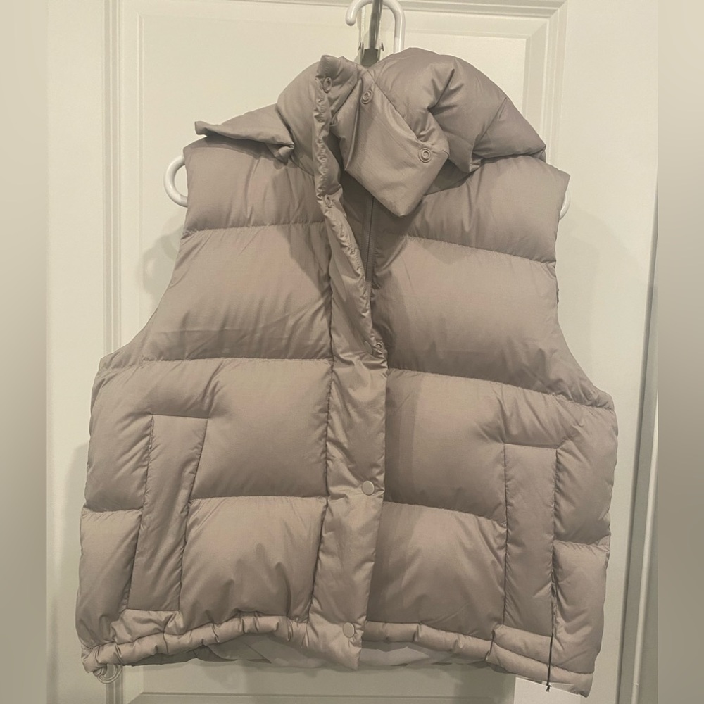 Lululemon Wunder Puff Cropped Vest